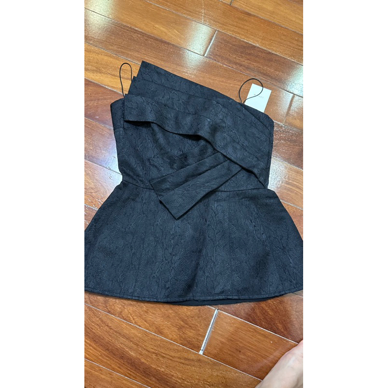 Áo đen Cami hãng Lane Jt