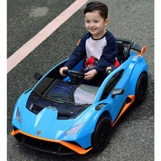 Xe điện trẻ em Lamborghini Huracan STO SMT 555 bản quyền Drift xoay 360 độ, động cơ lớn 550 [Hỏa Tốc HCM]