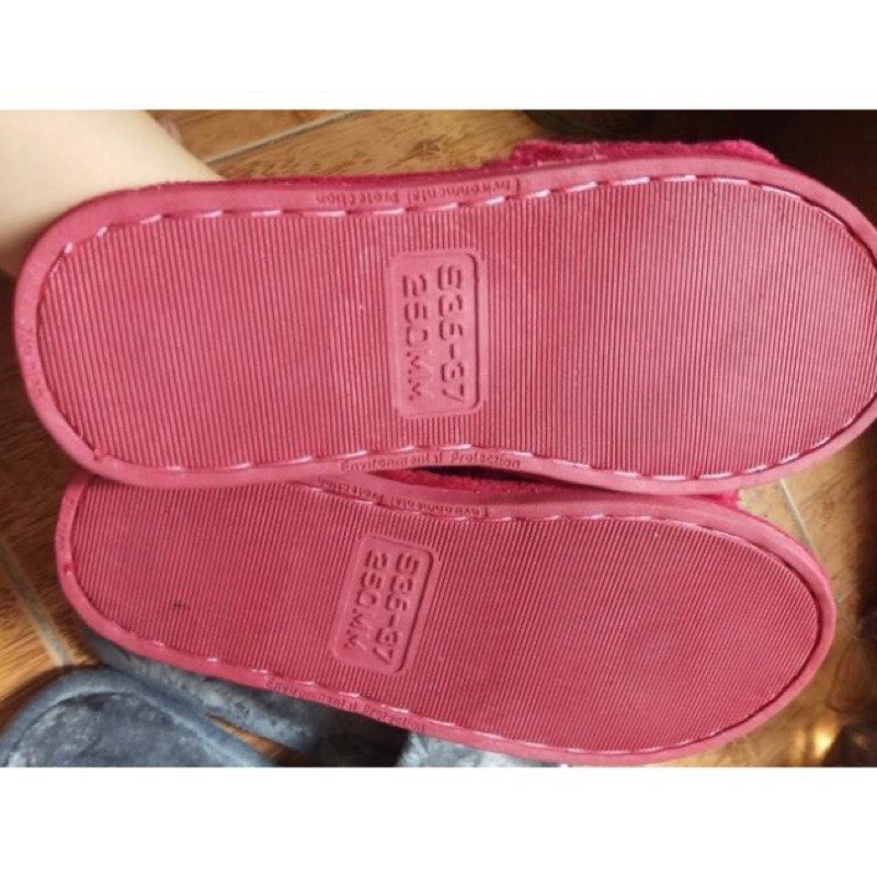 DÉP BÔNG ĐI TRONG NHÀ NAM NỮ VỚI ĐẾ SU ĐÚC CHỐNG TRƠN LÔNG CỪU DÀY DẶN CHO MÙA ĐÔNG