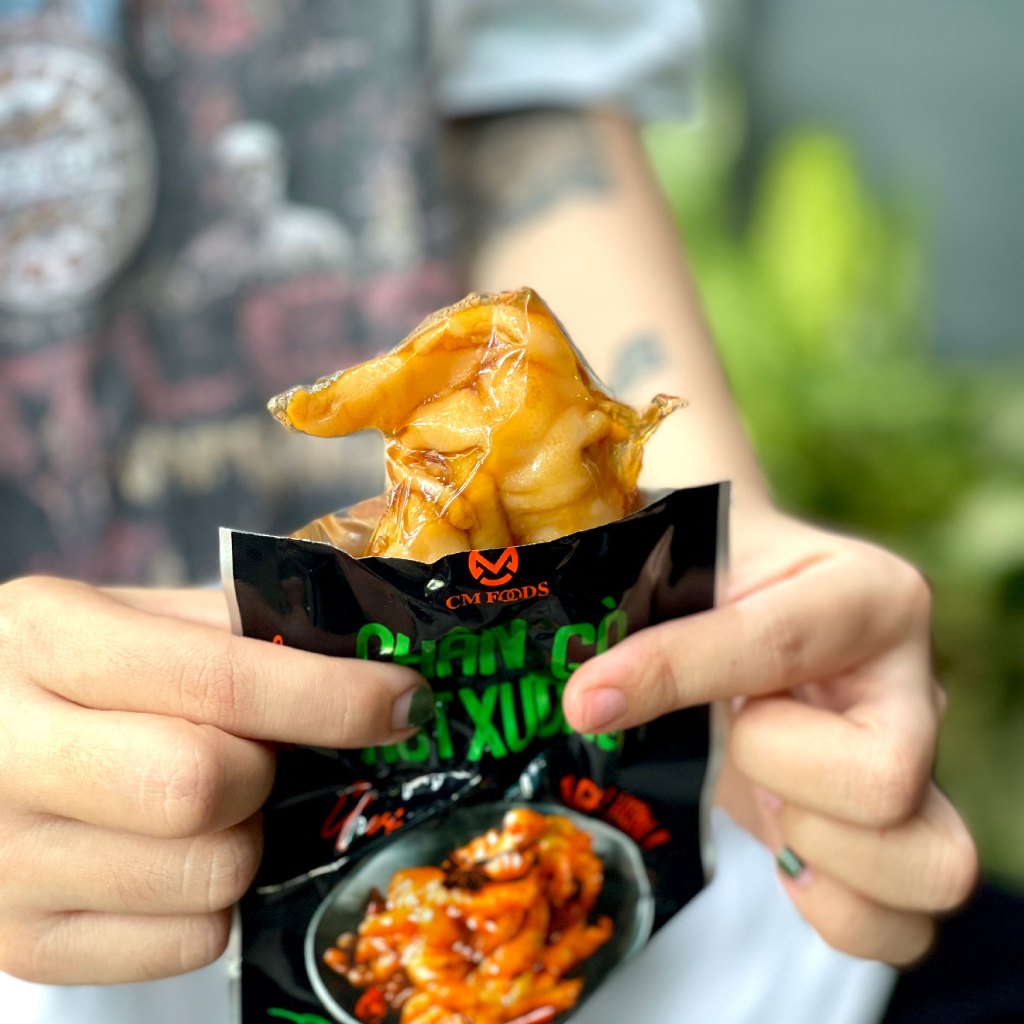Combo 50 Chân Gà Rút Xương  + 1 Hộp Kẹo Dẻo Lột Vỏ 3D CM Foods - Ăn Vặt Việt Nam