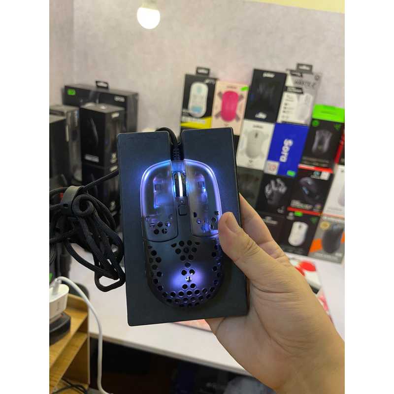 Chuột không dây siêu nhẹ CHERRY Xtrfy MZ1 – ZY’S RAIL RGB đã qua sử dụng