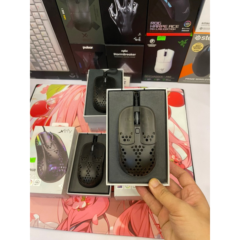 Chuột không dây siêu nhẹ CHERRY Xtrfy MZ1 – ZY’S RAIL RGB đã qua sử dụng