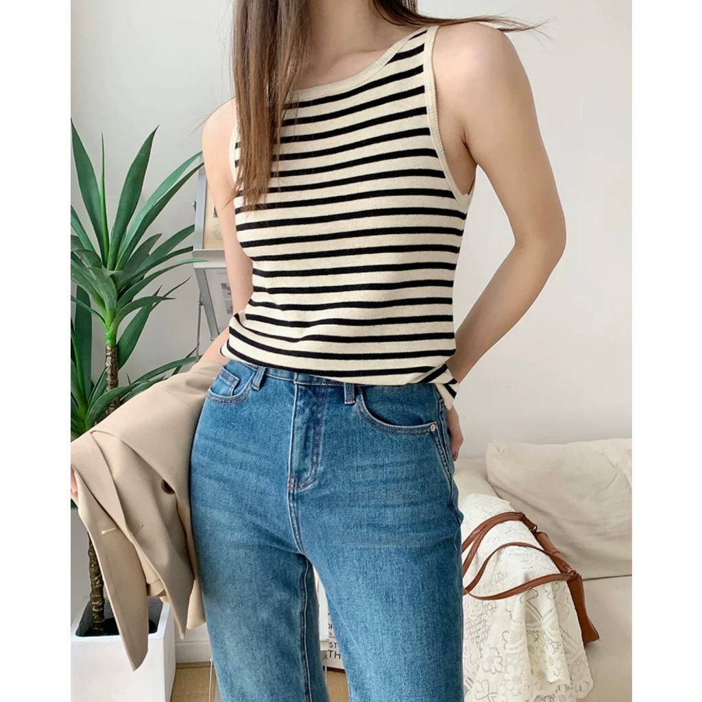 Áo thun kẻ sọc crop sát nách - Nhakholiti - AT2395