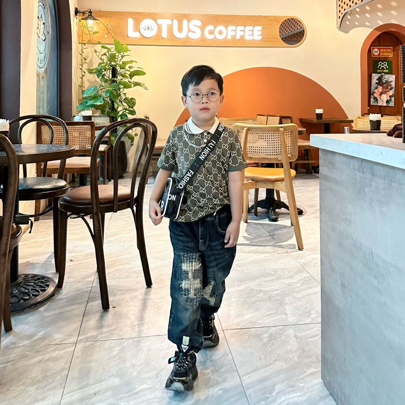 Áo polo hoạ tiết G.C chất poly cá sấu loại đẹp thoáng mát, thấm hút mồ hôi diện đi chơi cho bé size từ 10kg đến 40kg