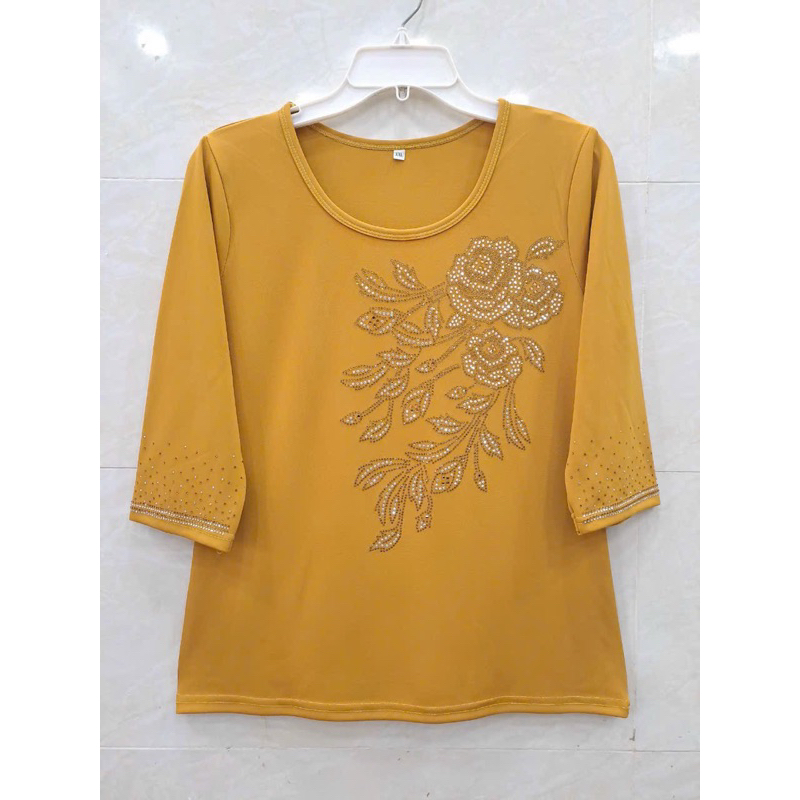 Áo thun nữ trung niên đính đá 50-70kg