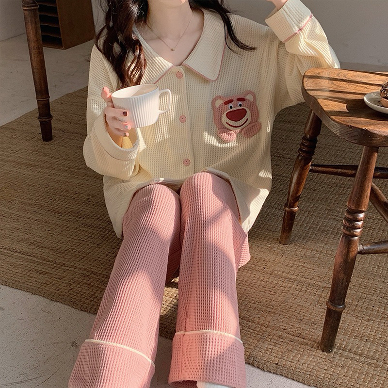Bộ pyjama bộquần áo chất Waffle cổ bẻ bộ đồ ngủ tay dài chấtcotton thêu dễ thương thời trang xuân ,thu,đông cho nữ