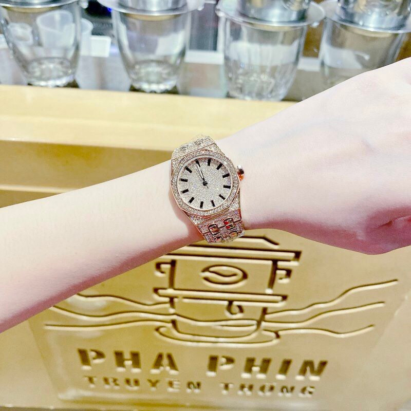 Đồng Hồ Nữ Auth Davena D 61692 Nạm Đá Sang Trọng, Máy Quartz - Pin , Size 30mm