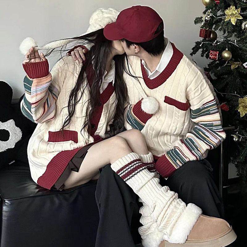 Đồ đôi mùa noel đôi len kết hợp áo cadigan màu sắc giáng sinh tươi mới