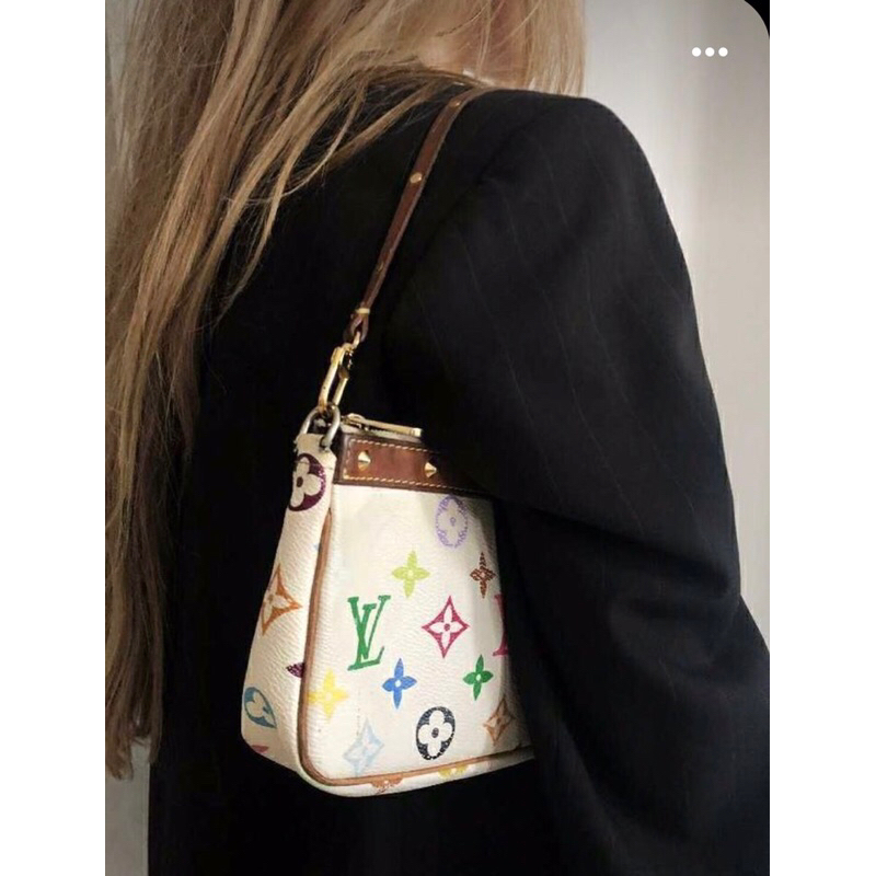 Túi lv đinh cổ dòng siêu hiếm s23 cm