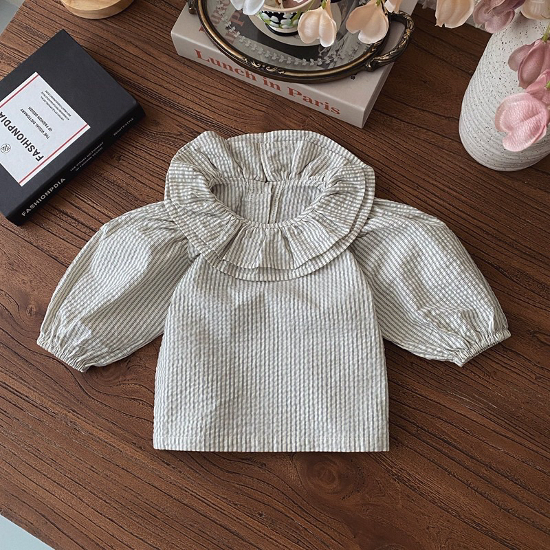 Set yếm tuyết nhung đen kèm áo sơ mi kẻ cổ bèo cho bé gái thời trang thu đông