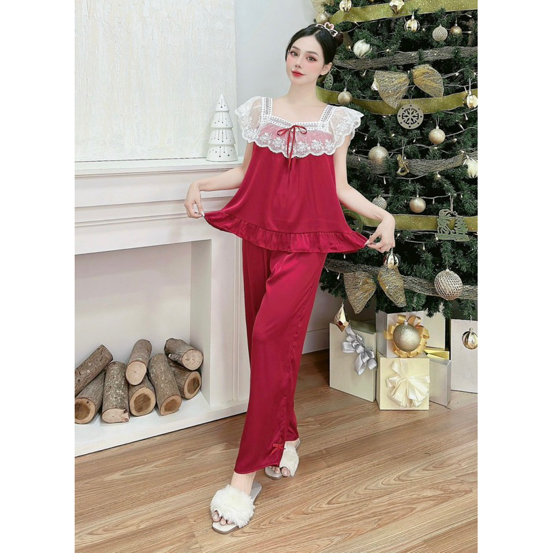 Bộ lụa phối ren mặc nhà cực xinh