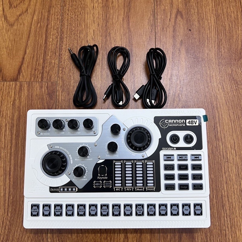 Bộ sound card x5 và mic thu âm takstar PC K200 kèm giá đỡ điện thoại kiêm đèn