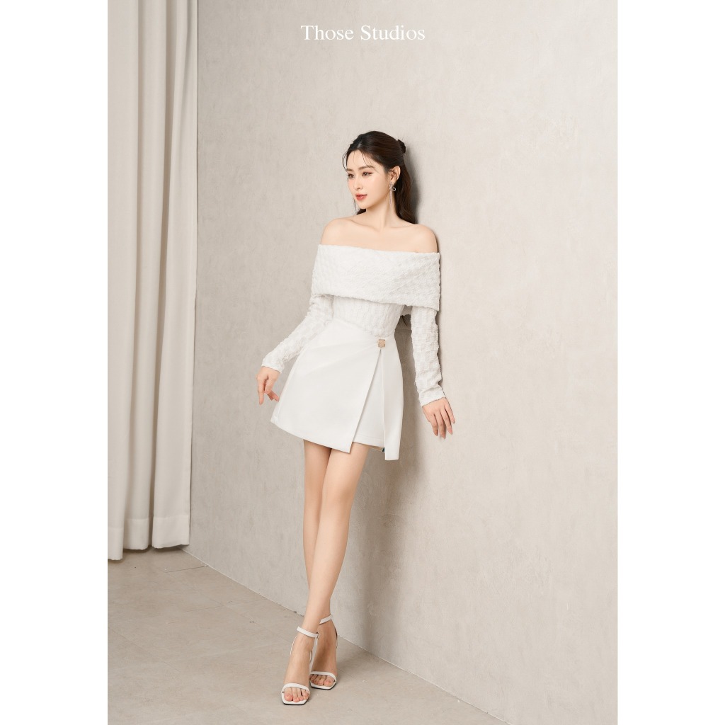 Đầm trắng trễ vai tay dài Those Studio nữ tính, thanh lịch Lace Dress