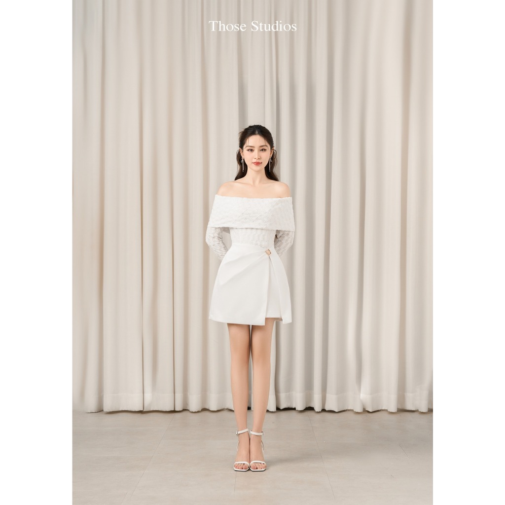 Đầm trắng trễ vai tay dài Those Studio nữ tính, thanh lịch Lace Dress