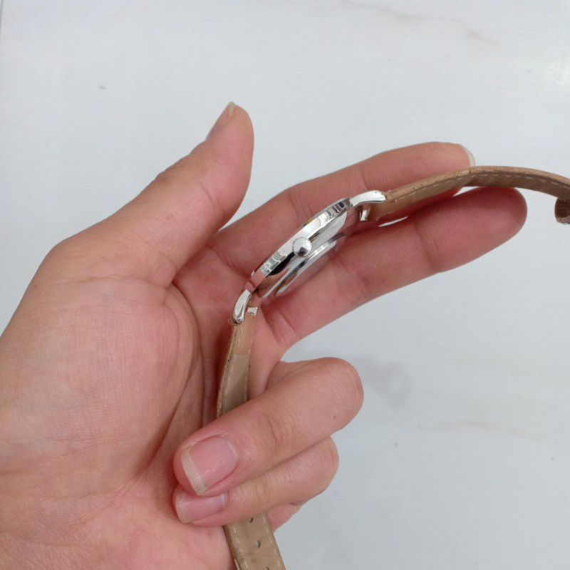 Đồng hồ si nam dây da hiệu DISNEY 2 kim