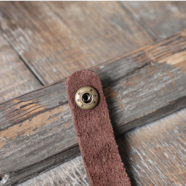 Móc chìa khoá Handmade da thật cúc bấm ngẫu nhiên