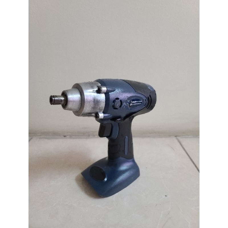 Máy khoan pin và bắt vít nội địa Nhật