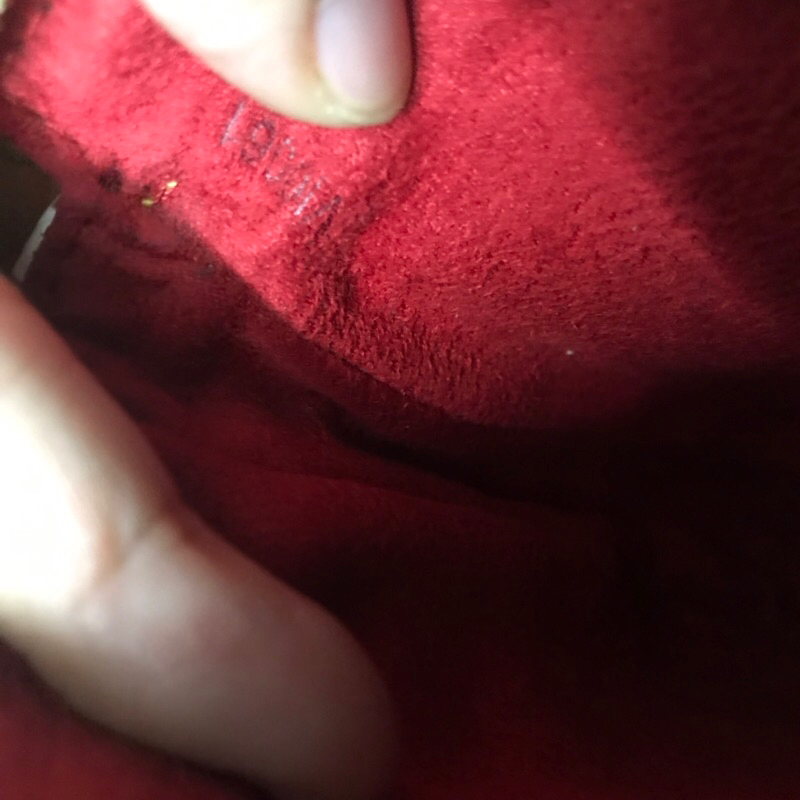 Túi lv đinh cổ dòng siêu hiếm s23 cm