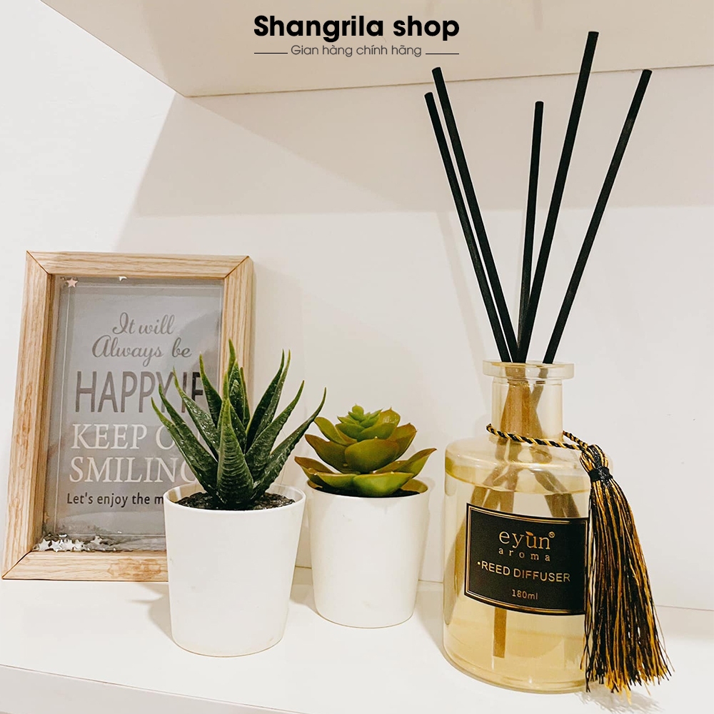 Chai 180ml, Tinh Dầu Khuếch Tán thơm phòng, Màu Đen Quý Phái, Mùi Shangrila mê hoặc sang chảnh, Shangrila Shop