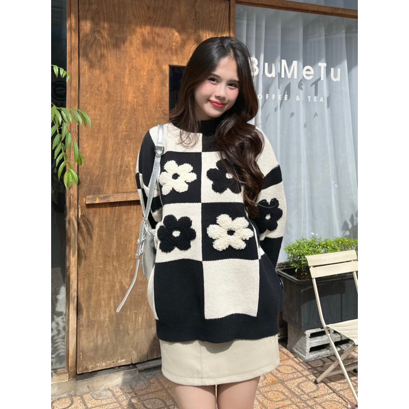 Áo len - 8491 - thêu nhiều hoa - caro