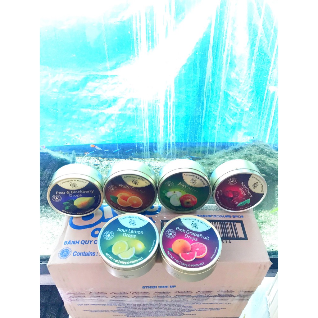 Kẹo Hộp Thiếc Đức Cavendish Harvey Hương Táo Juicy Apple Drops