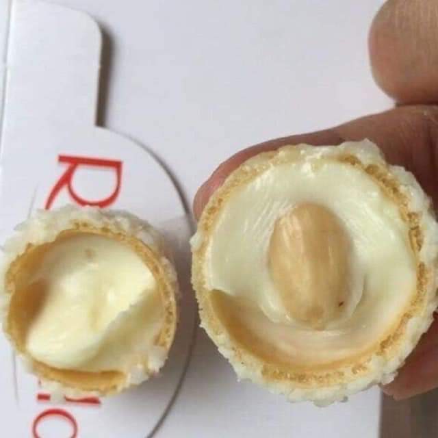 Kẹo Raffesilo Socola bọc dừa Hộp Nơ Đỏ 300g