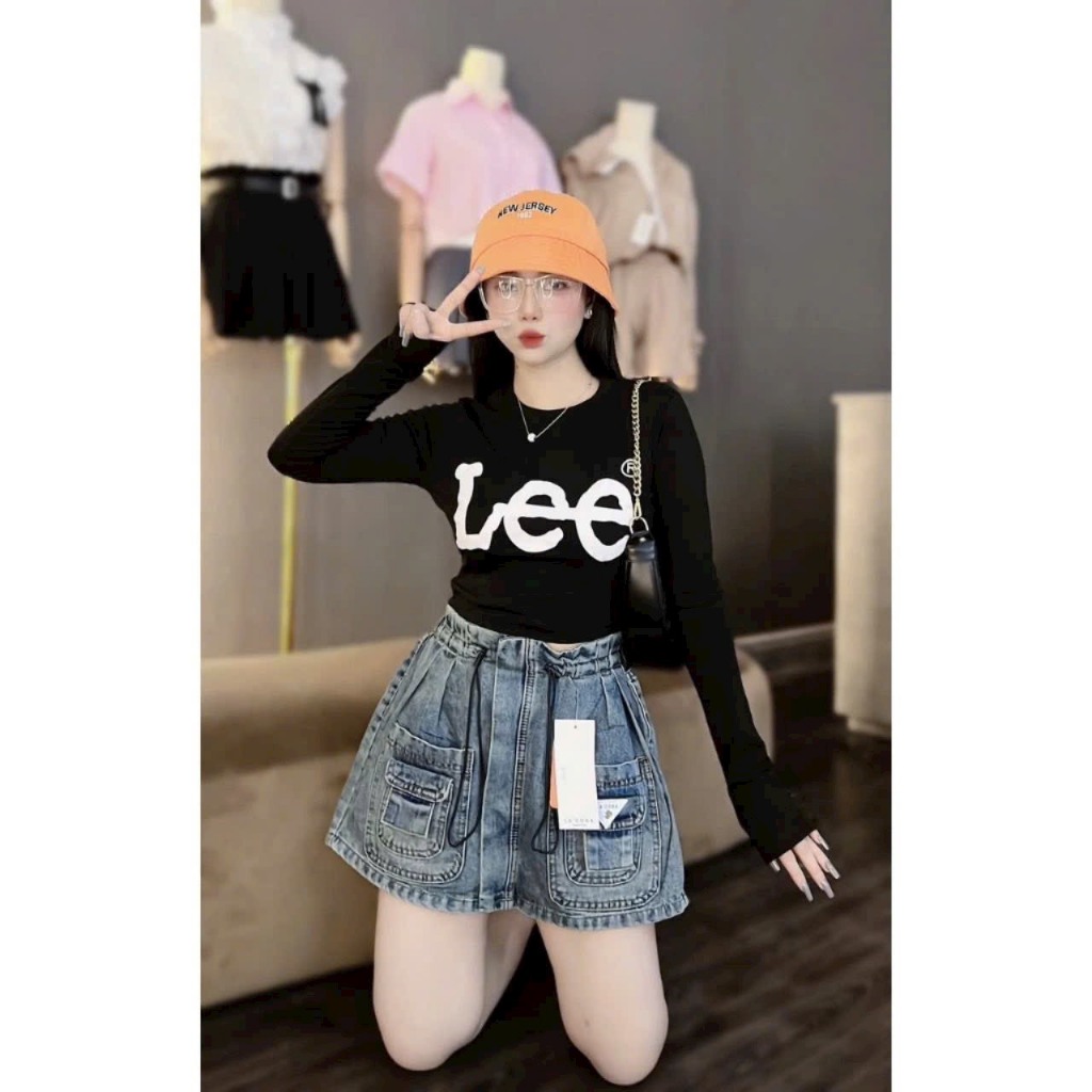 Áo thun gân nữ tay dài in chữ LEE đơn giản, cá tính form lửng MC