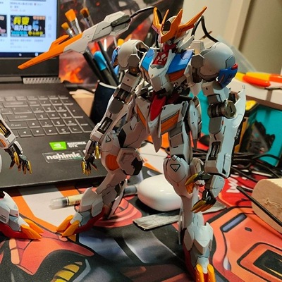 Mô Hình Lắp Ráp HG IBO Barbatos Lupus Rex B033 Iron Blooded Orphans (tặng base)