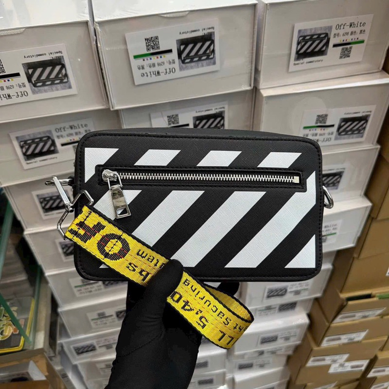 Túi Xách off White đeo chéo cá tính nam nữ phom hộp sọc trắng đen 3 dây Loại 1