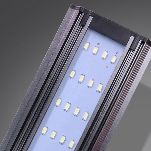 Đèn thủy sinh Neo Helios Flat XP Series Solar - RGB 3 in 1 đỏ cá không đỏ nước