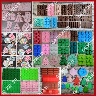 HCM - Khuôn silicon làm bánh, socola cho mùa Lễ Phục Sinh, Giáng sinh Noel Merry Christmas BSI