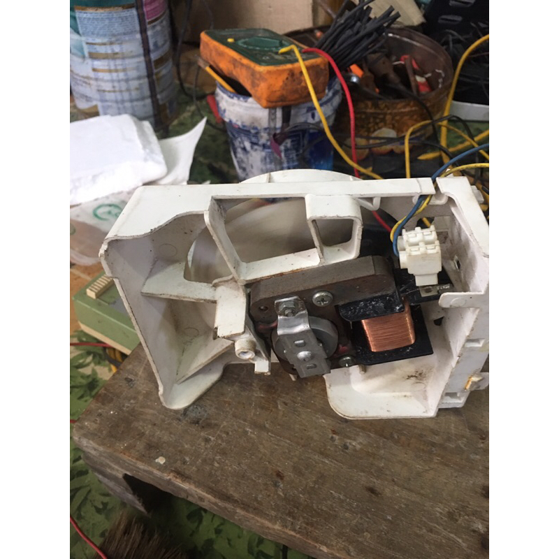 Quạt mini 220v cũ chế máy hút khói chì hàn quạt thông gió