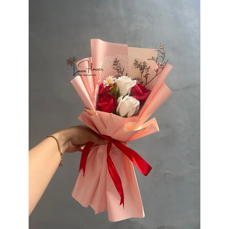 Bó hoa sáp 5 bông mix hoa cỏ tặng thiệp