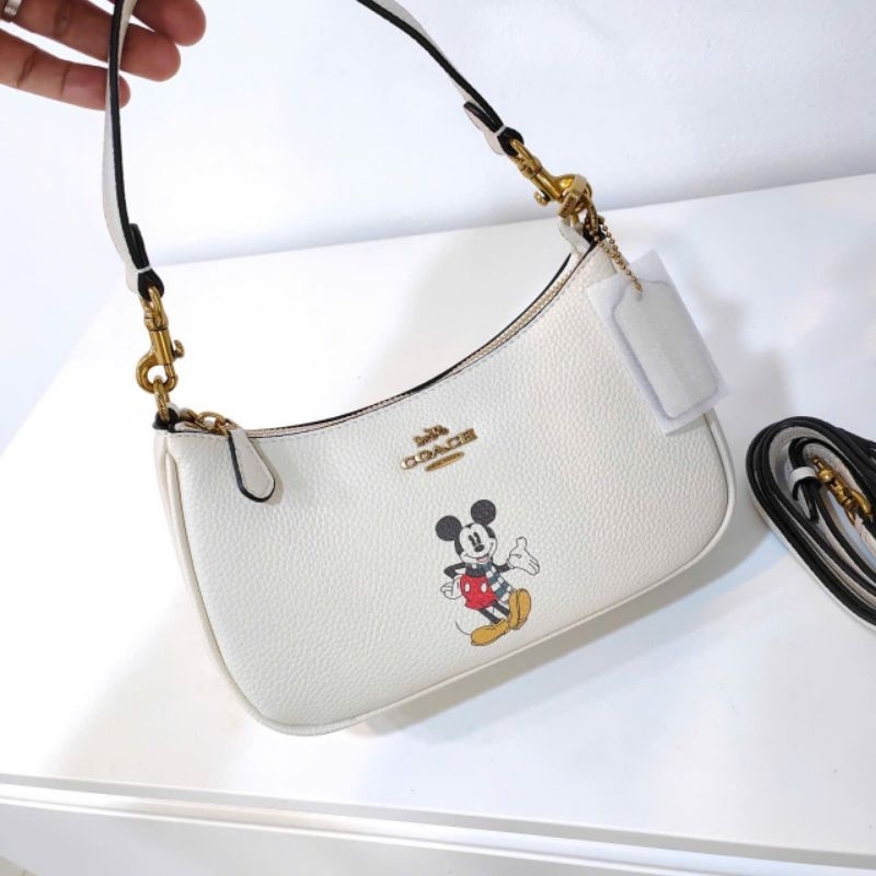 Túi Disney X Coach Teri Shoulder Bag With Mickey Mouse
