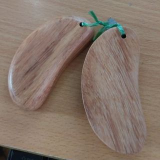 xin keo gỗ gieo quẻ bàn thờ