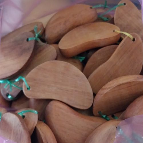 Xin keo gỗ gieo quẻ bàn thờ