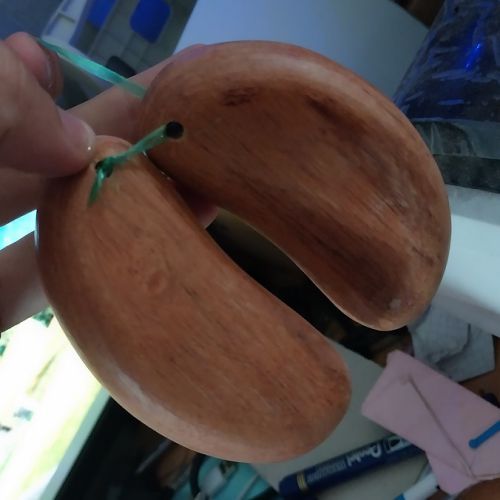 Xin keo gỗ gieo quẻ bàn thờ