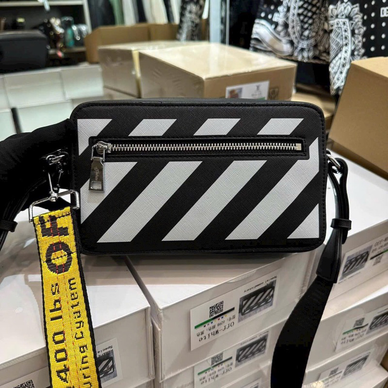 Túi Xách off White đeo chéo cá tính nam nữ phom hộp sọc trắng đen 3 dây Loại 1