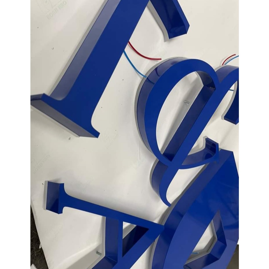 Chữ decor gắn biển có đèn