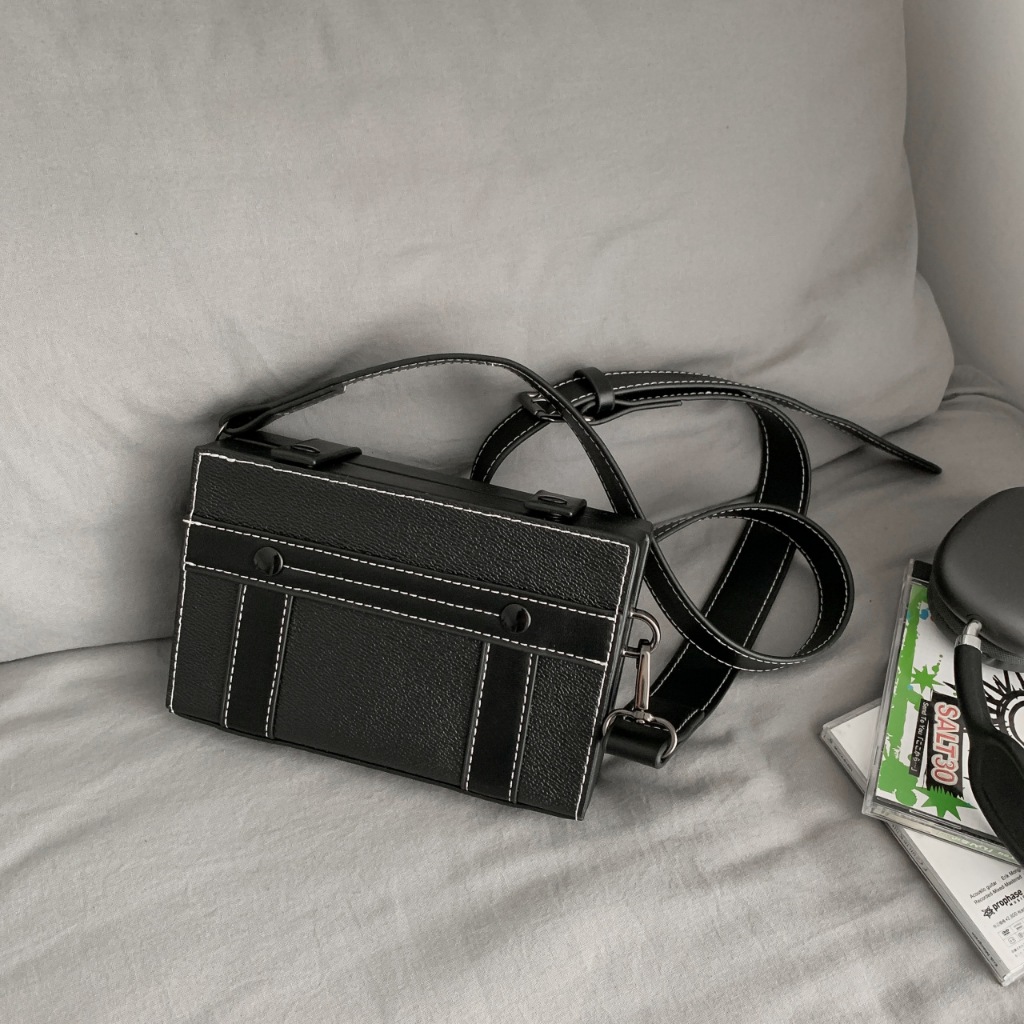 Túi Đeo Chéo Nam Nữ Hình Hộp Chữ Nhật Bằng Da Khâu Viền Chỉ Nổi Unisex - TDU11