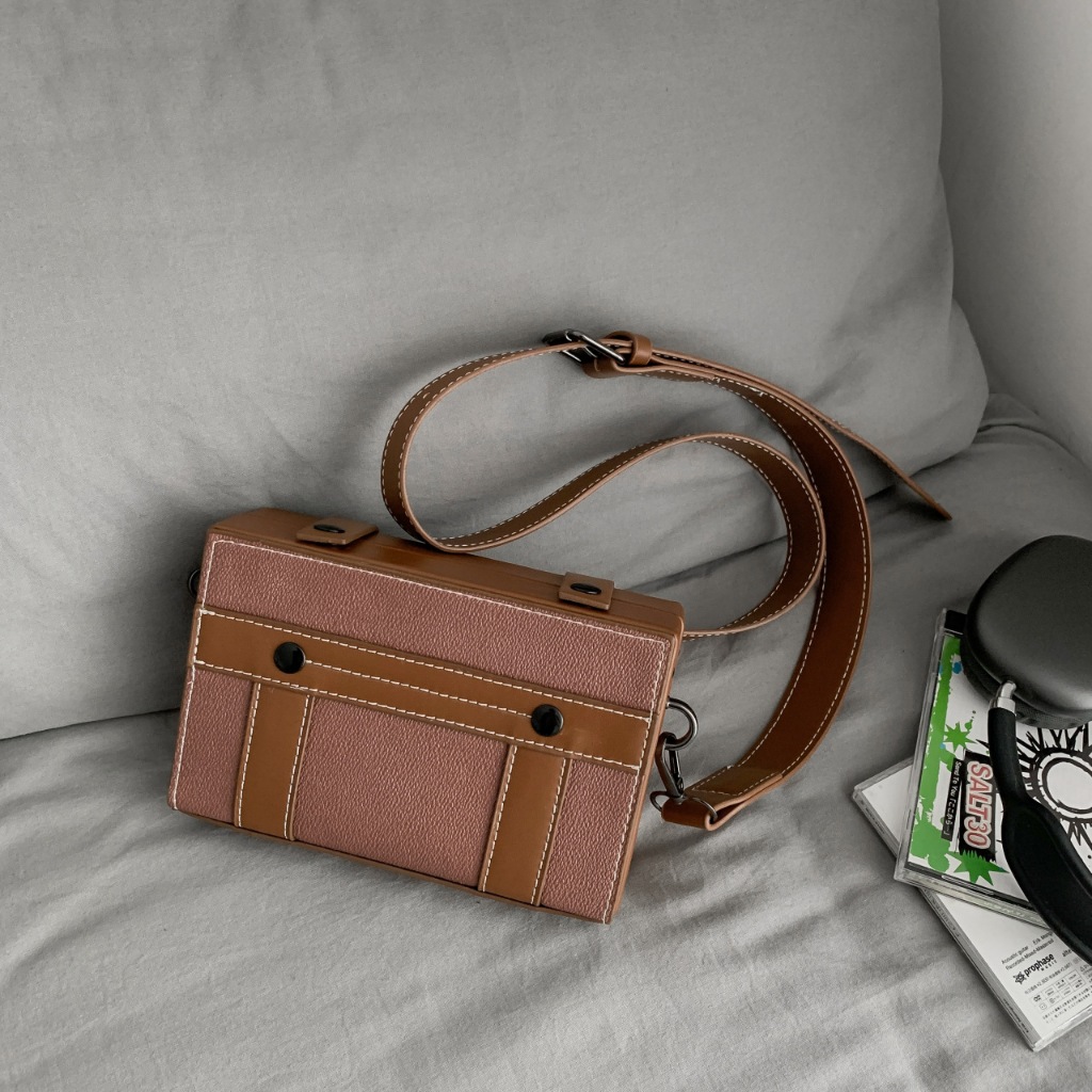 Túi Đeo Chéo Nam Nữ Hình Hộp Chữ Nhật Bằng Da Khâu Viền Chỉ Nổi Unisex - TDU11