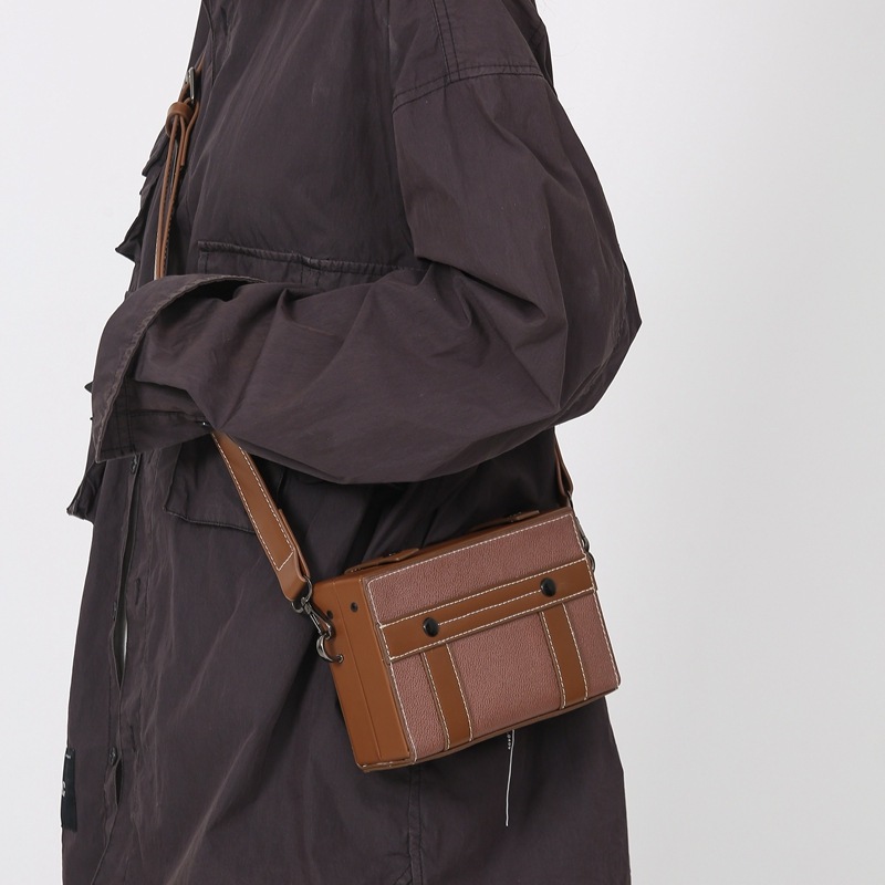 Túi Đeo Chéo Nam Nữ Hình Hộp Chữ Nhật Bằng Da Khâu Viền Chỉ Nổi Unisex - TDU11