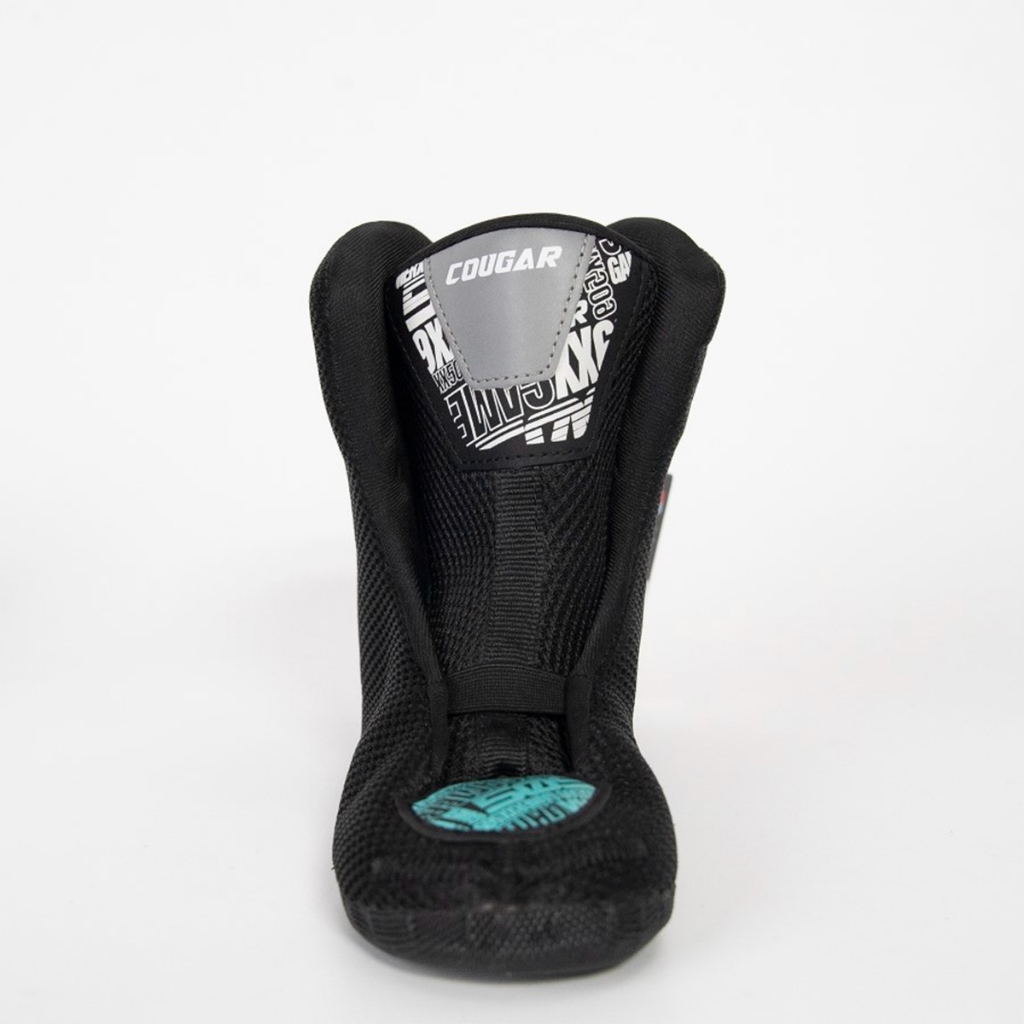 Giày patin người lớn  COUGAR 509C 2 màu đen/ trắng