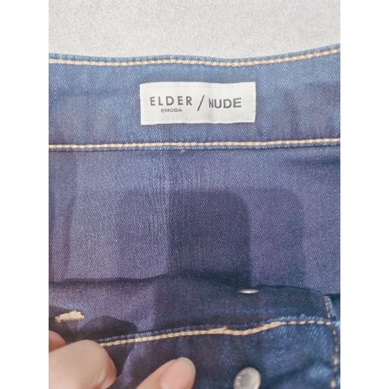 Quần Jean nữ lưng cao có 3 cài Elder Nude VNXK