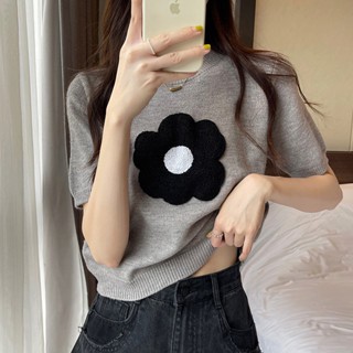 Áo len mongtoghi FMSTYLE dệt kim cao cấp họa tiết bông hoa giữ ấm thời trang đi chơi chụp ảnh thu đông 23090693