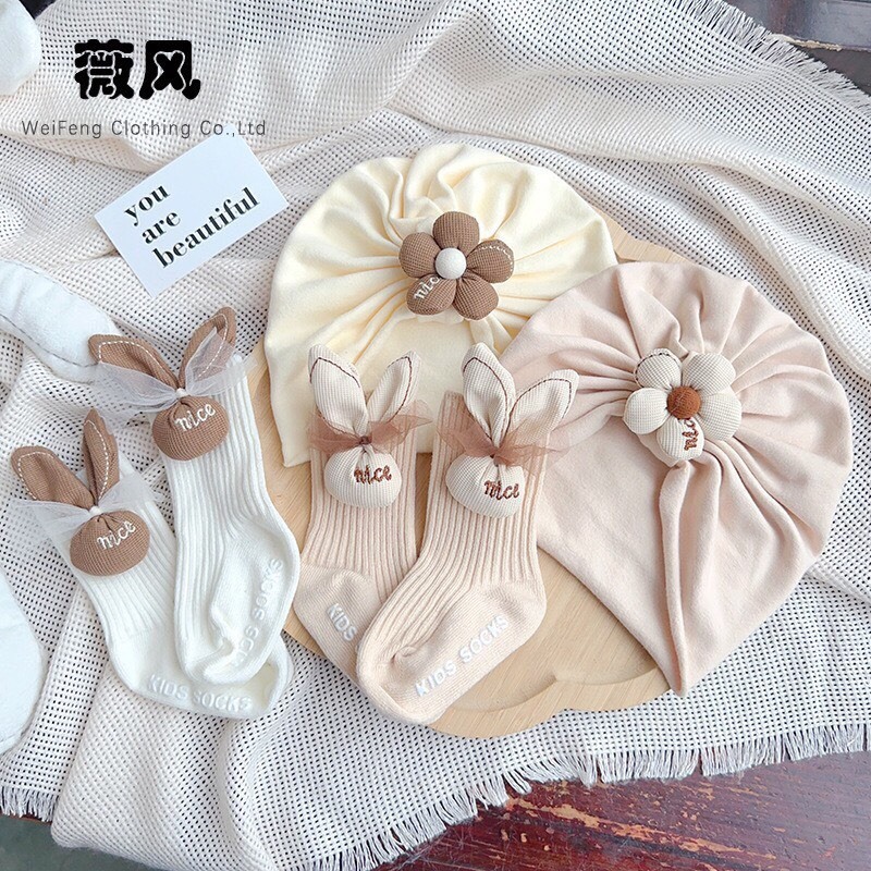 Set Mũ Turban Kèm Tất Cao Cổ hình Hoa - Gấu, Thỏ ChicBaby Có Chống Trơn Trượt Dễ Thương Cho Bé