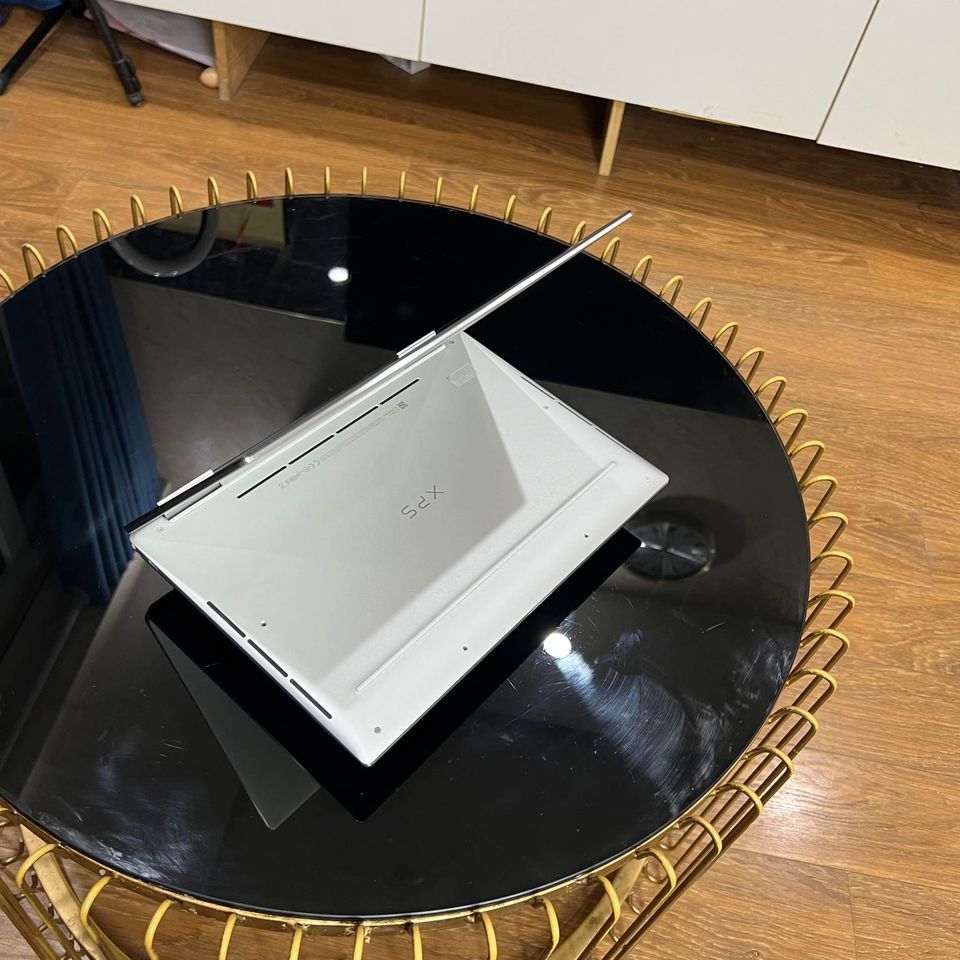 Siêu Phẩm DELL 9310 2in1 xoay gập 360 độ | Bản 32GB RAM - LAPTOP DOANH NHÂN Mở máy bằng Face ID