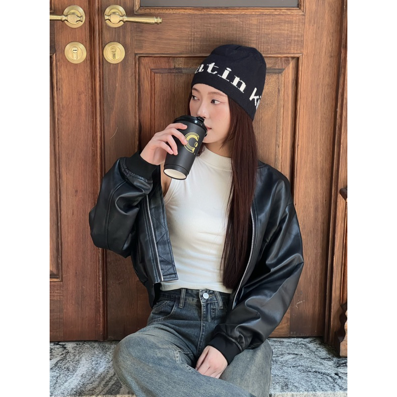 Hiin - Áo khoác da đen basic