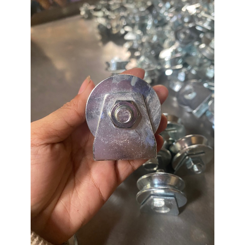 BÁNH XE RẢNH V 5p