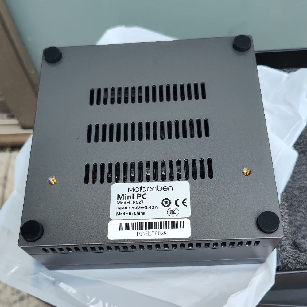 Mini pc chạy AMD Ryzen 7 R7 2700u mạnh hơn i5 8350u, dùng văn phòng, giải trí chơi game lol max setting